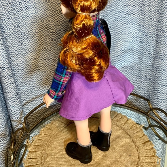 Journey Girls KELSEY 18" Doll Red Curly Ling Hair Green Eyes Freckles Like New - Picture 4 of 12